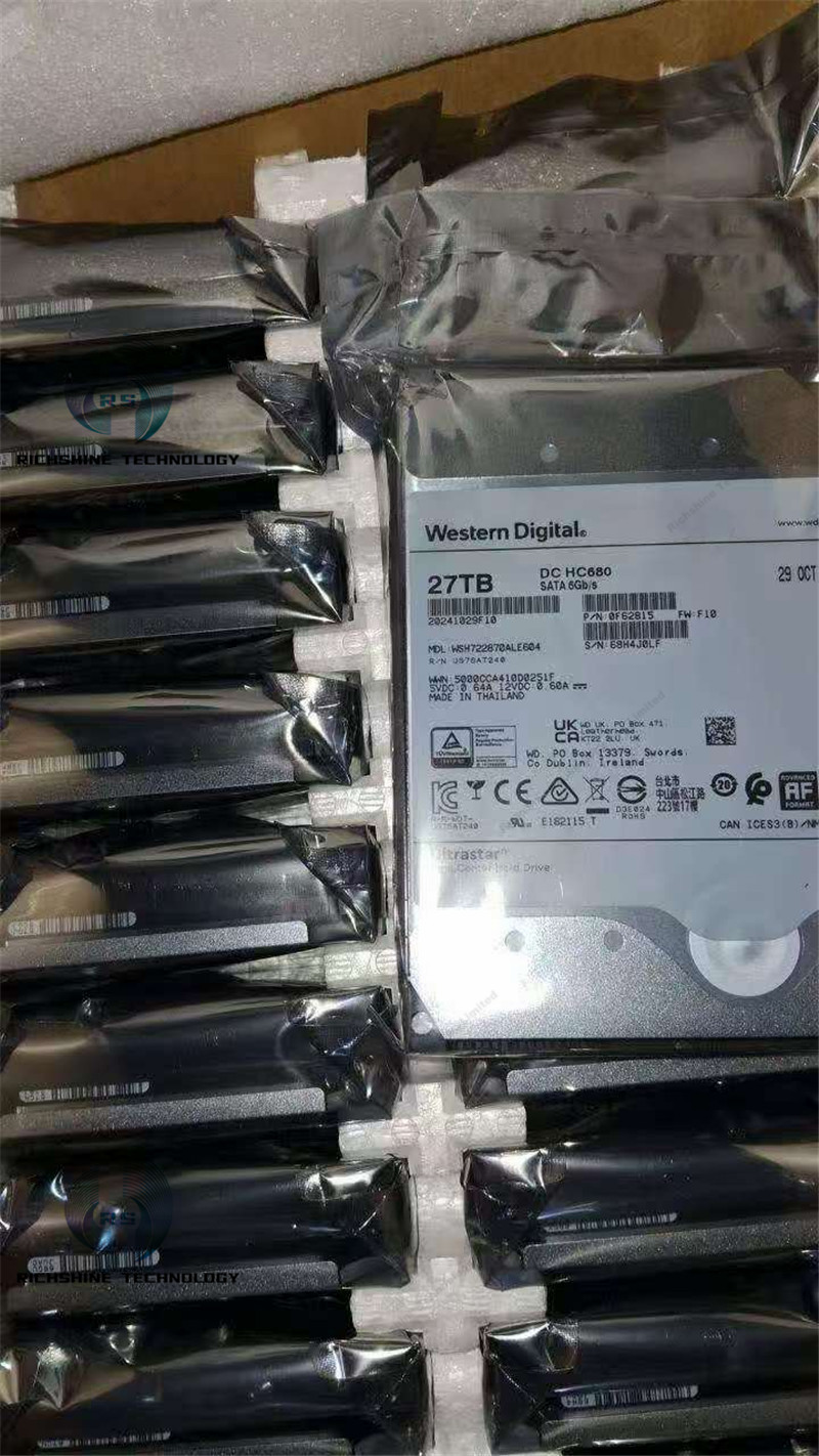 WSH722870ALE604 SATA 6GB/s 27TB