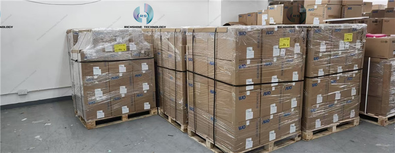 Warehouse dynamics